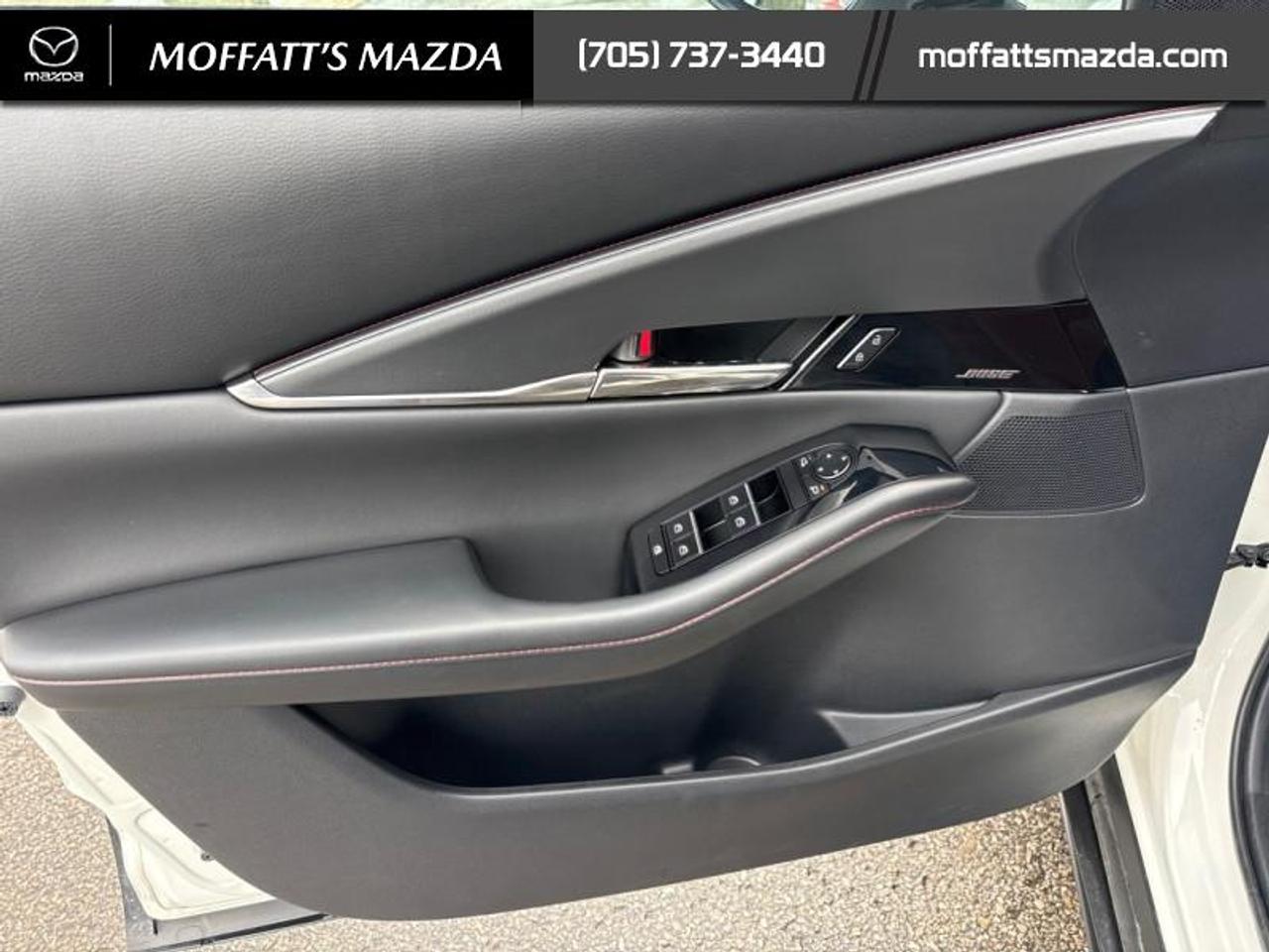 2023 Mazda CX-30 GT Photo