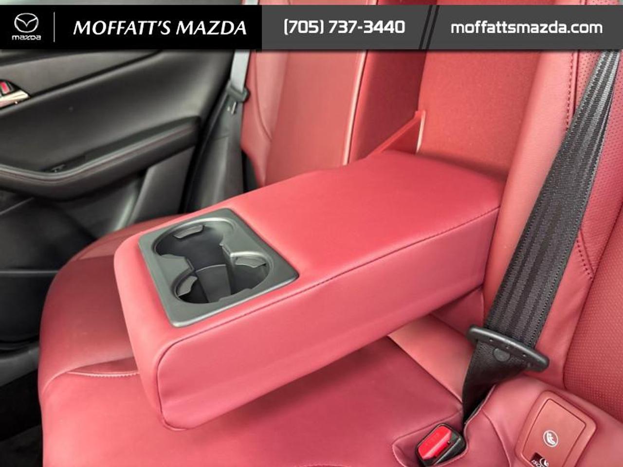 2023 Mazda CX-30 GT Photo