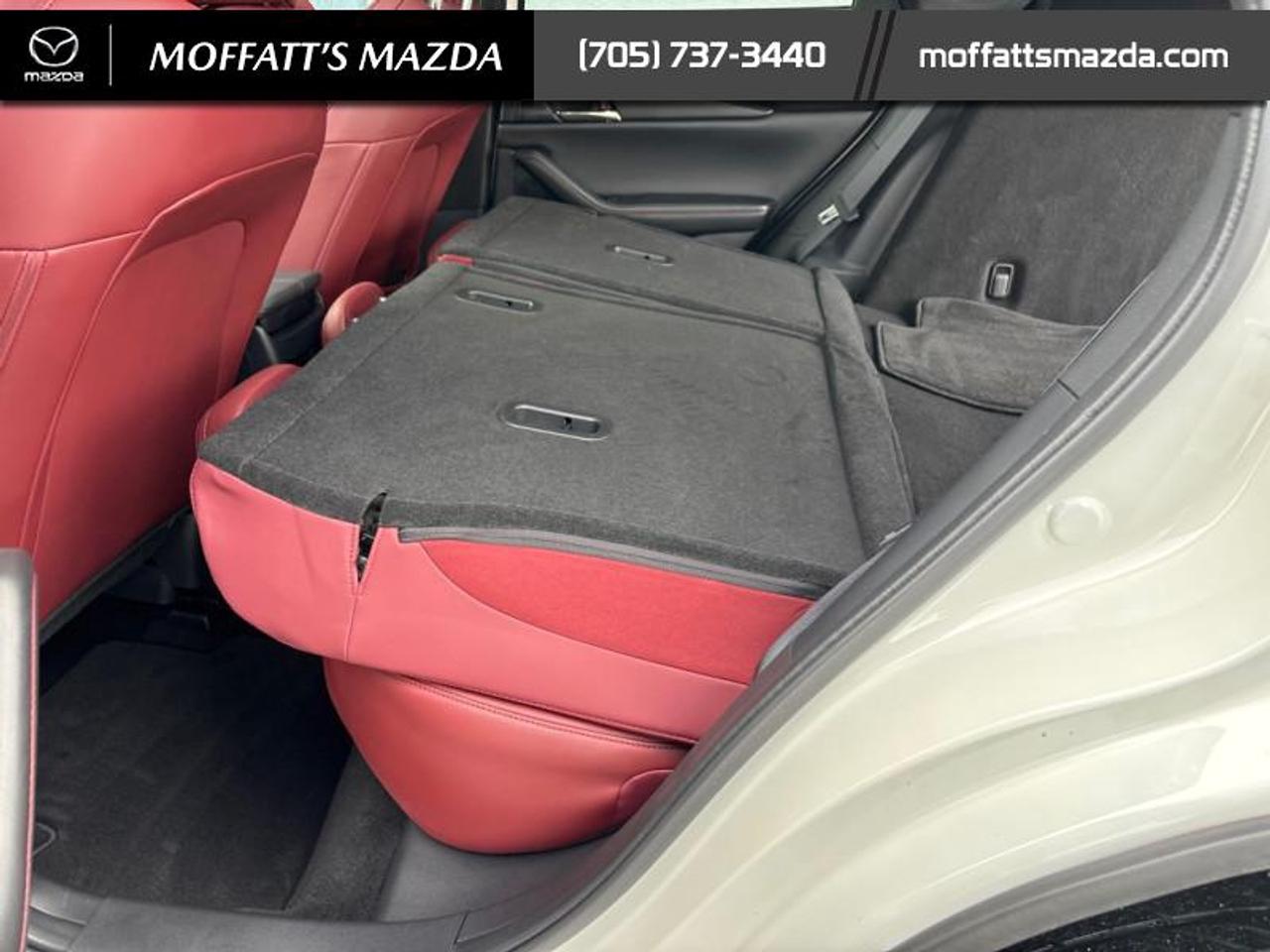 2023 Mazda CX-30 GT Photo