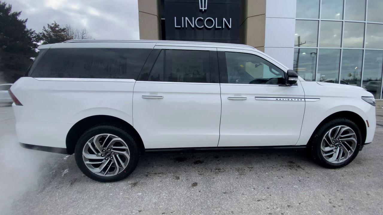 2026 Lincoln Navigator Reserve L Photo