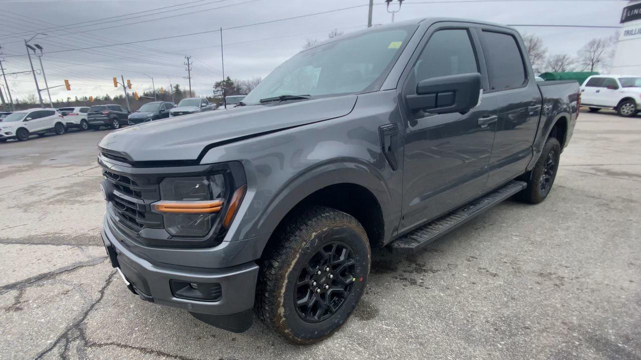 2026 Ford F-150 XLT Photo3