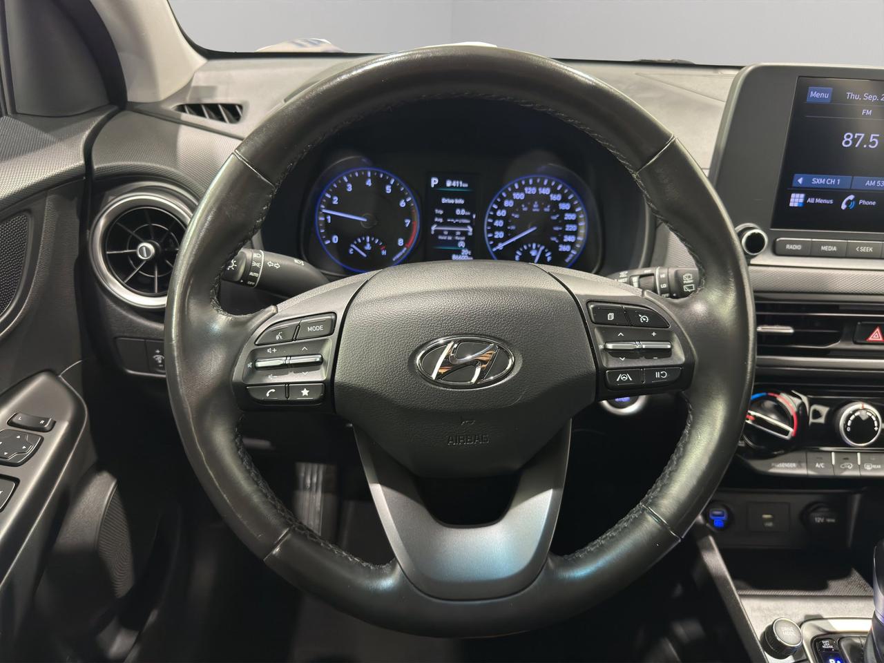 2023 Hyundai KONA Preferred | Reverse Cam | Heated Seats Photo