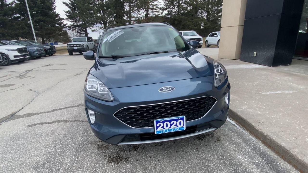 2020 Ford Escape Titanium Hybrid Photo