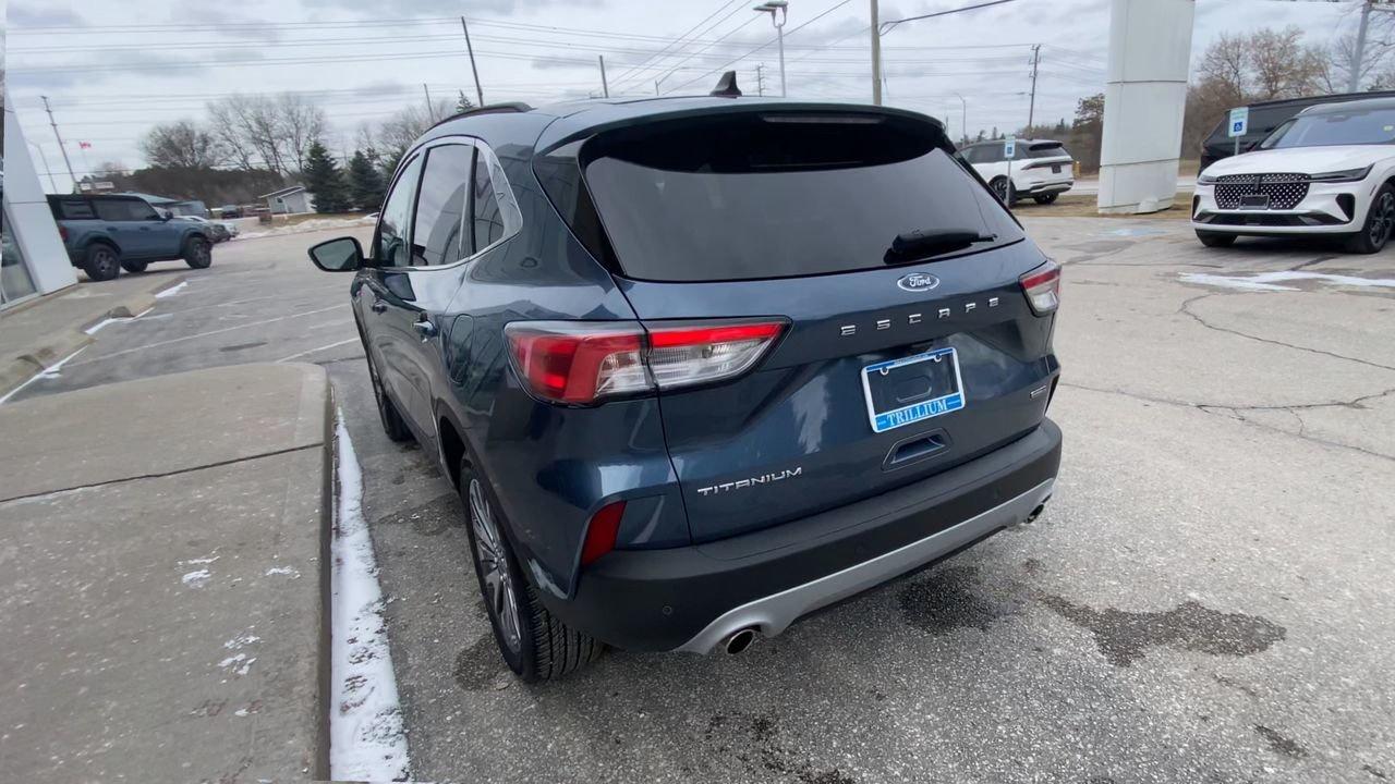 2020 Ford Escape Titanium Hybrid Photo