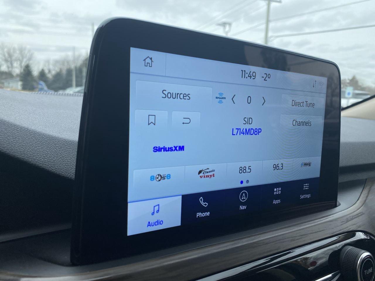 2020 Ford Escape Titanium Hybrid Photo