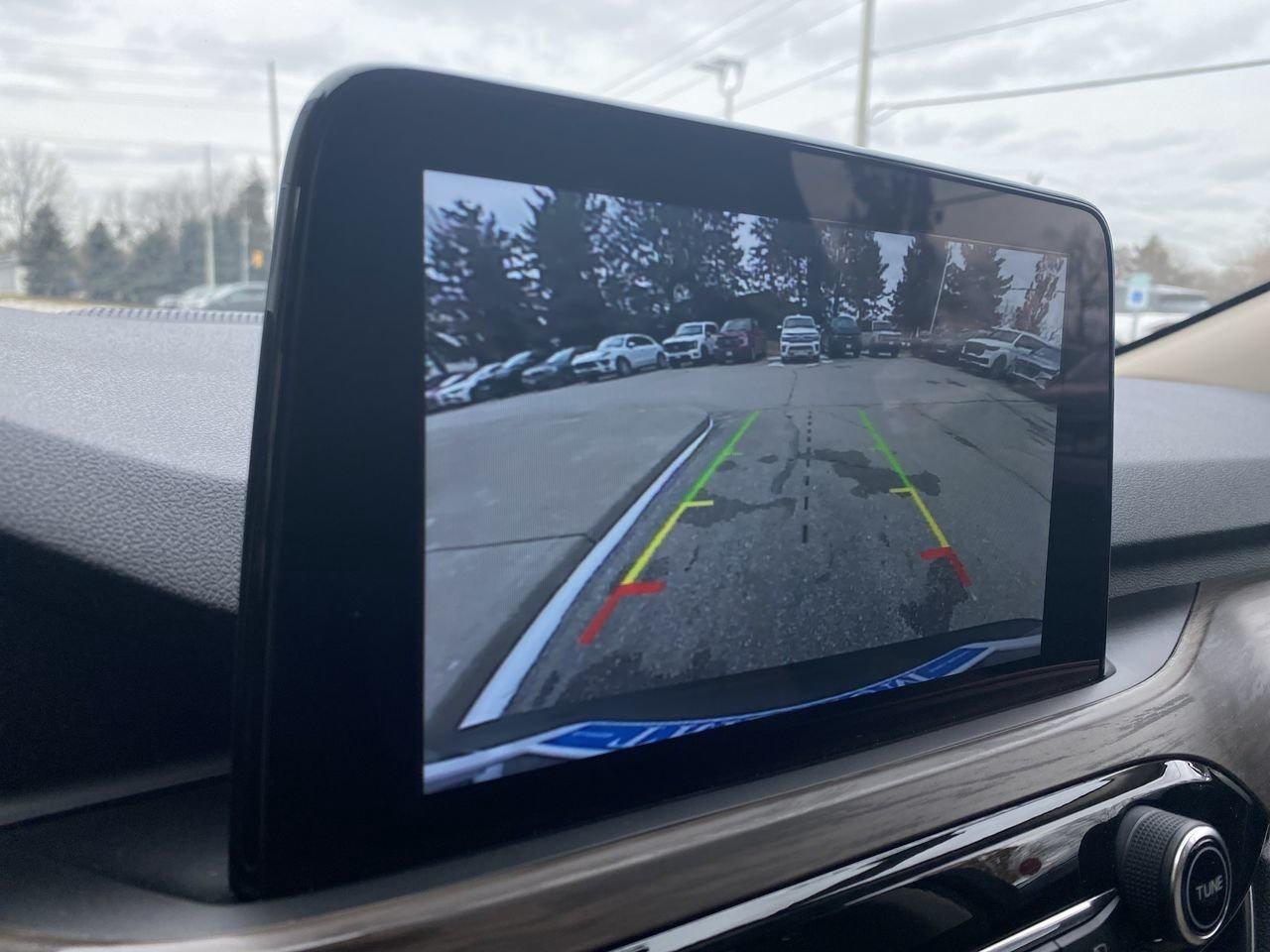 2020 Ford Escape Titanium Hybrid Photo