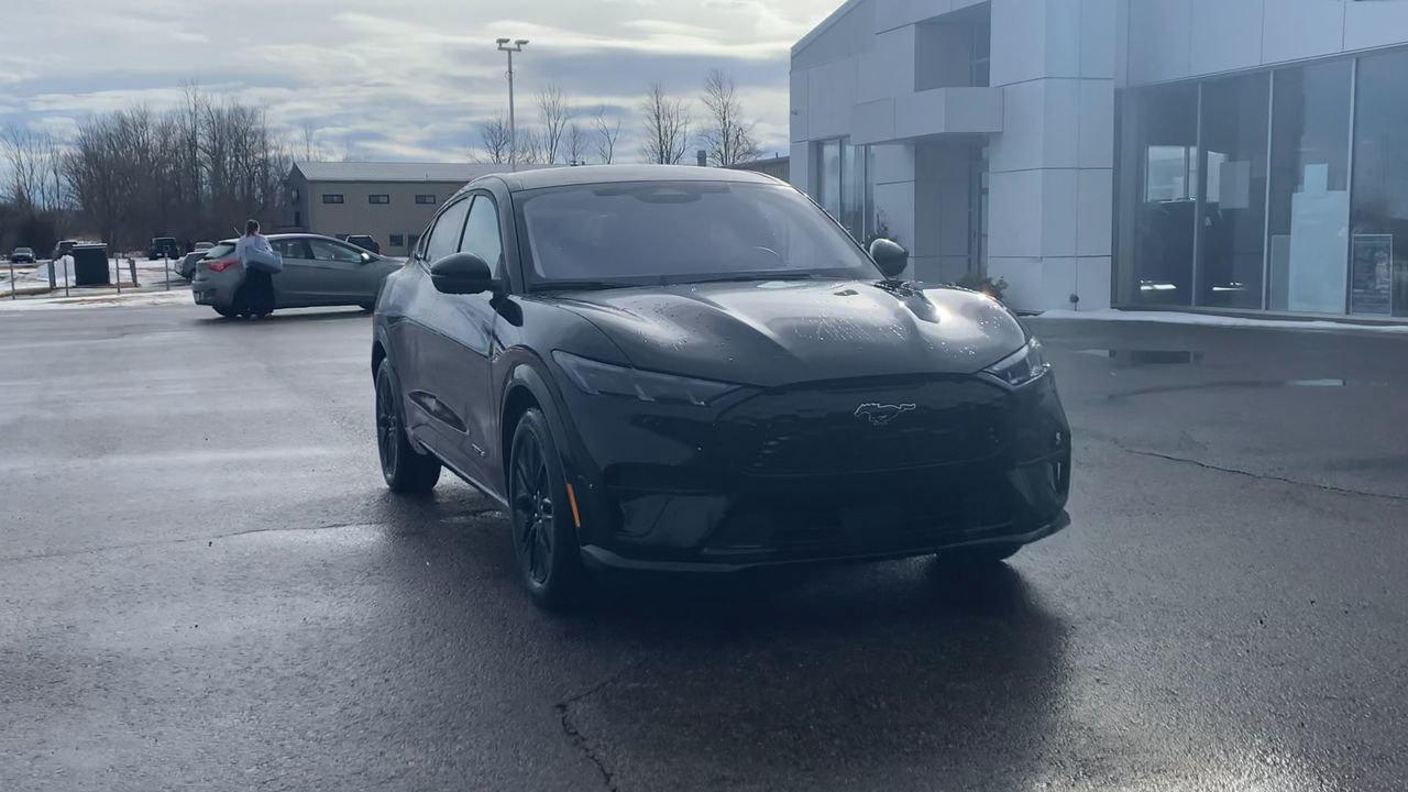 2026 Ford Mustang Mach-E Premium Photo2