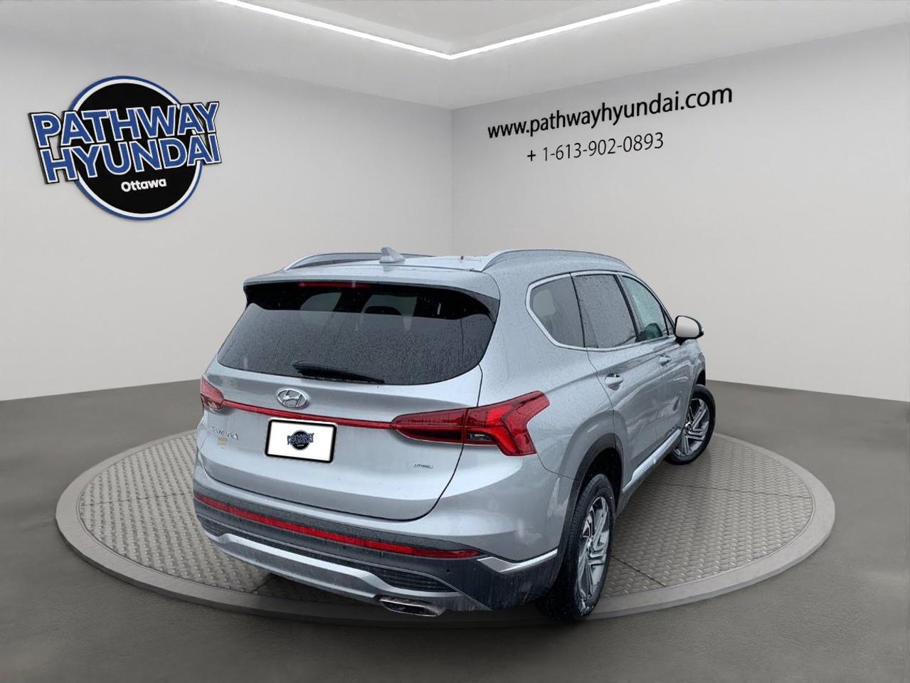 2022 Hyundai Santa Fe Preferred Photo