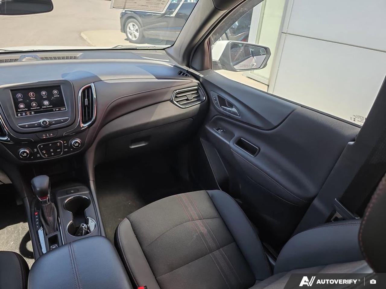 2024 Chevrolet Equinox RS AWD | Wireless Apple Car Play | Android Auto | Heated Seats | Photo