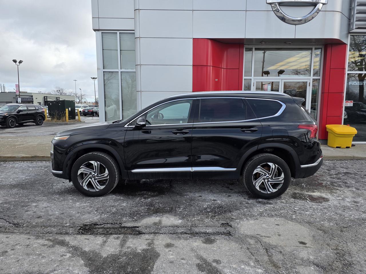 2022 Hyundai Santa Fe Preferred Photo