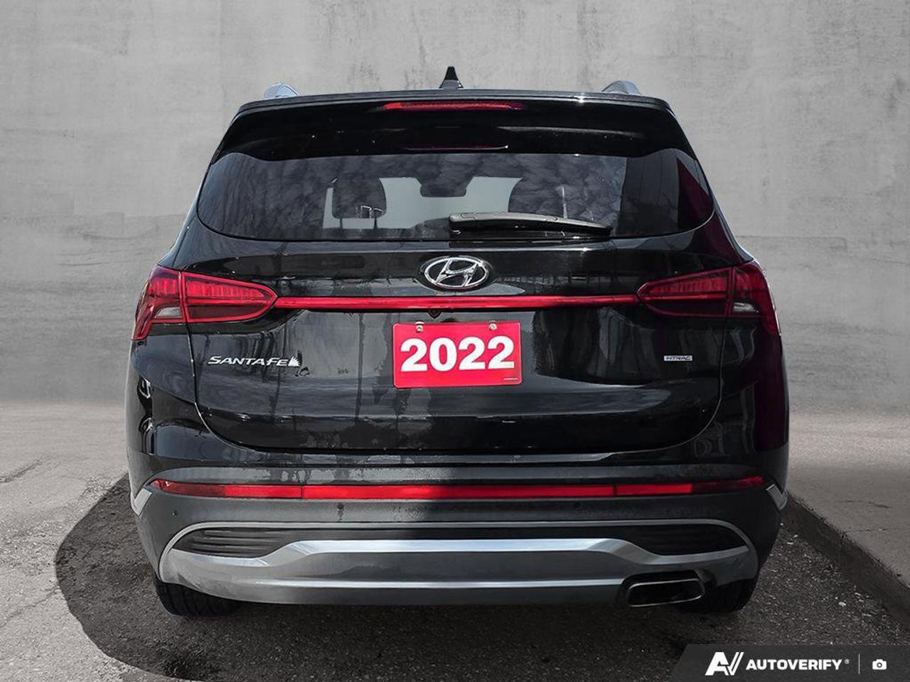 2022 Hyundai Santa Fe Preferred AWD | Apple Car Play | Android Auto | Photo