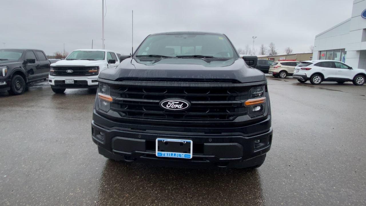 2026 Ford F-150 XLT Photo2