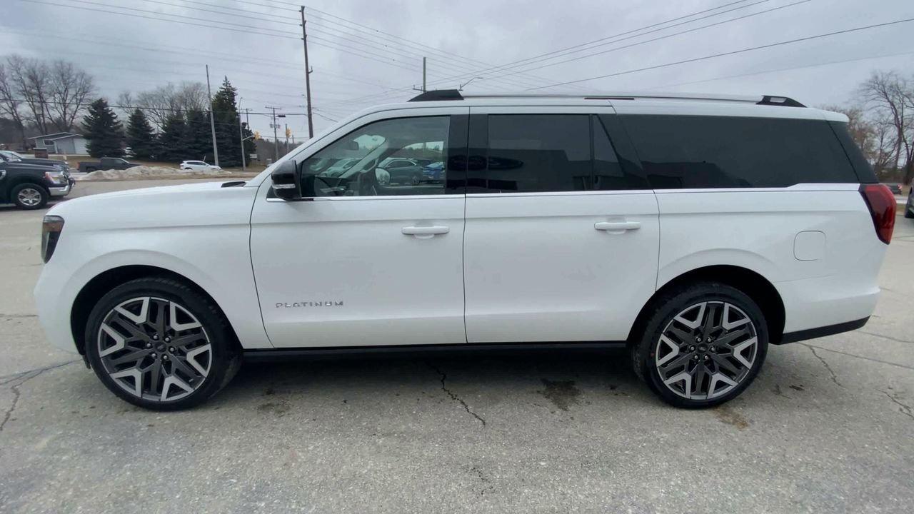 2026 Ford Expedition Platinum Max Photo4