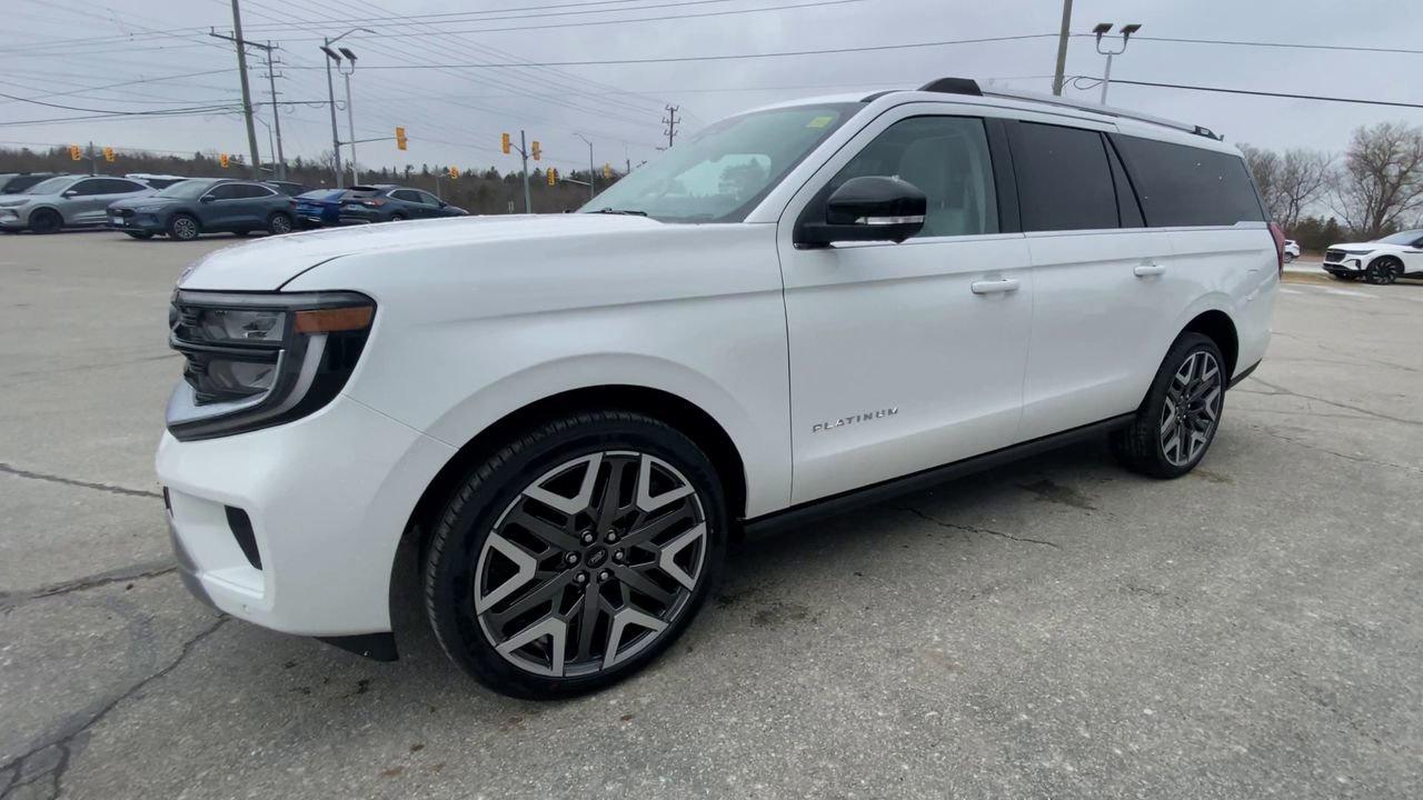 2026 Ford Expedition Platinum Max Photo