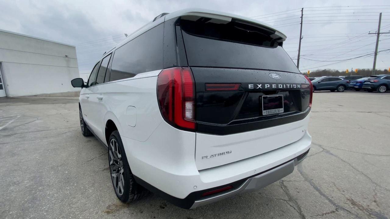 2026 Ford Expedition Platinum Max Photo