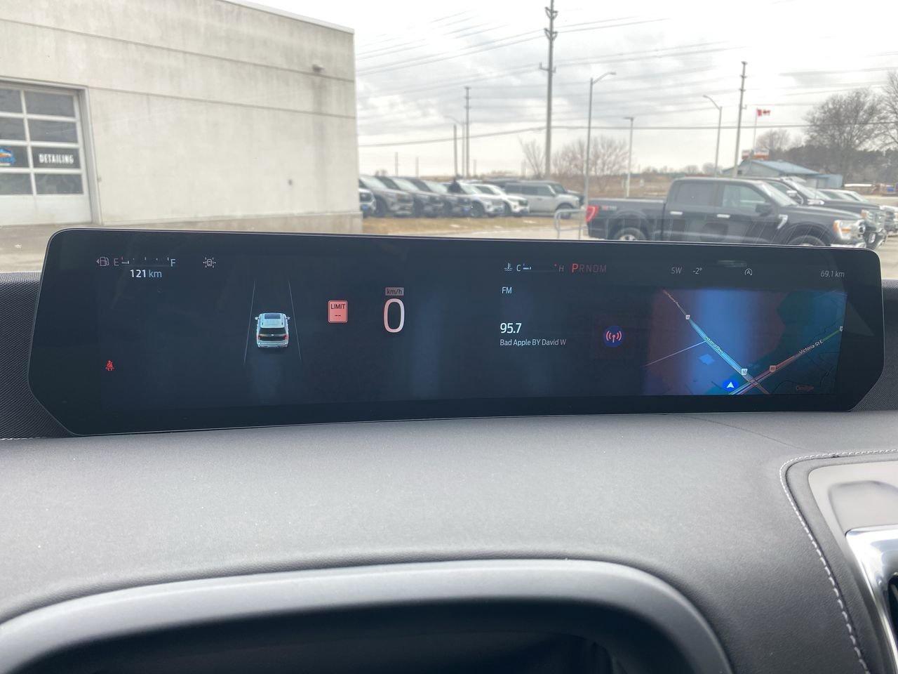 2026 Ford Expedition Platinum Max Photo