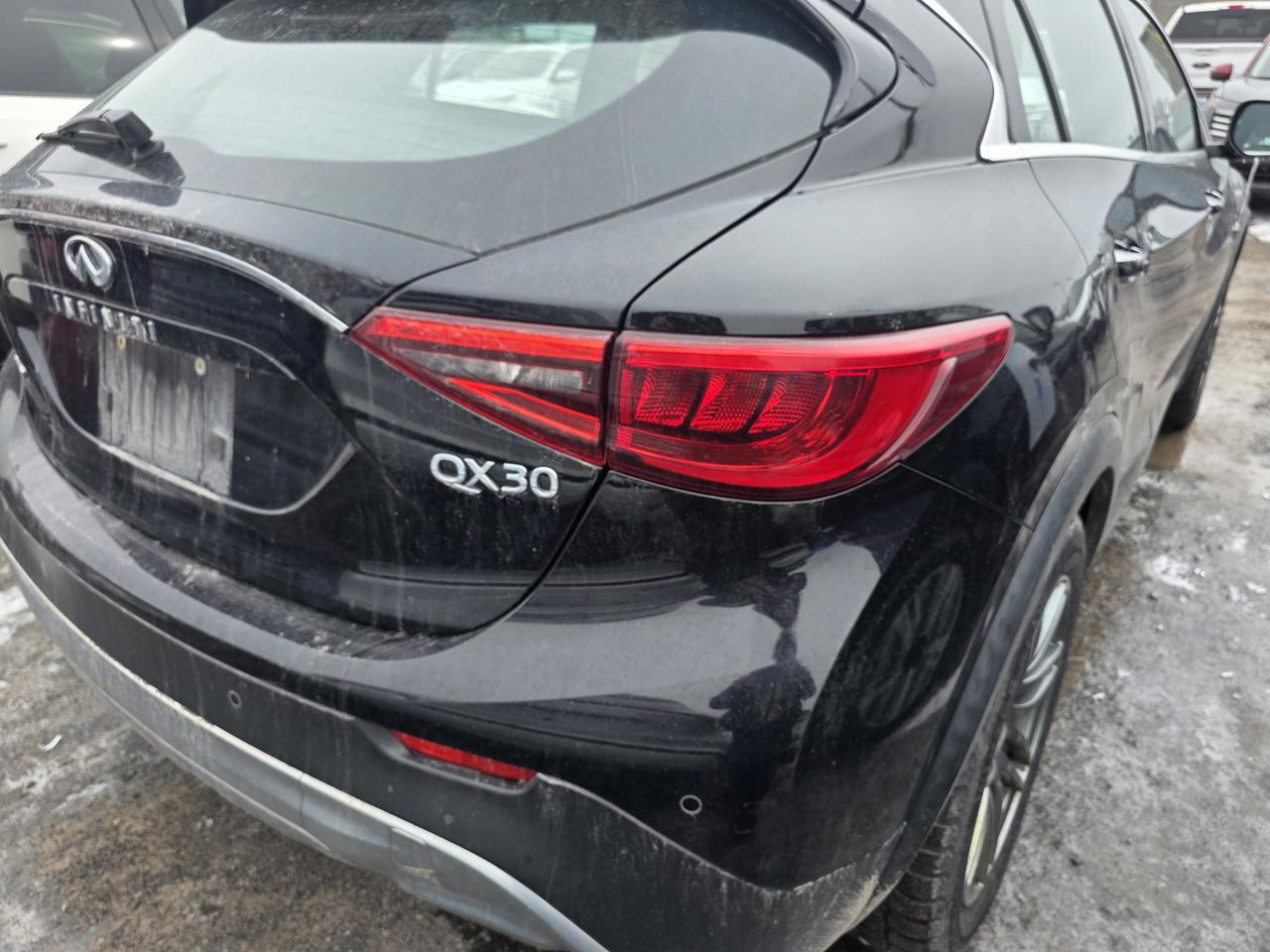 2018 Infiniti QX30 AWD | Heated Seats | Bose Audio | Camera | Photo