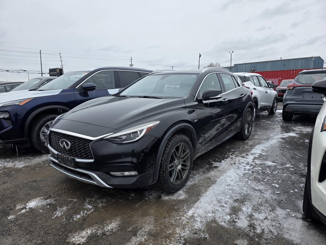 2018 Infiniti QX30 AWD | Heated Seats | Bose Audio | Camera | Photo