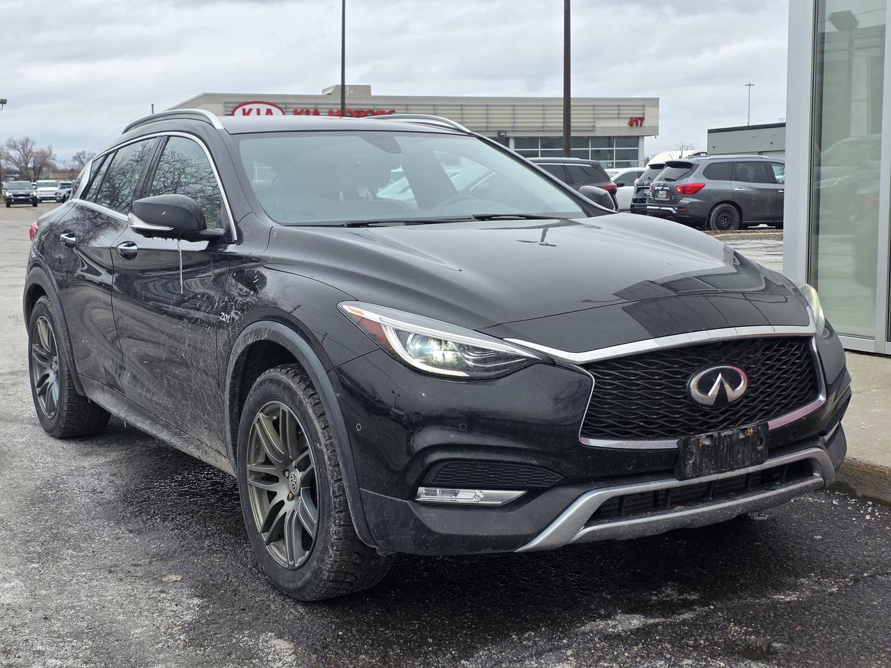 2018 Infiniti QX30 AWD | Heated Seats | Bose Audio | Camera | Photo