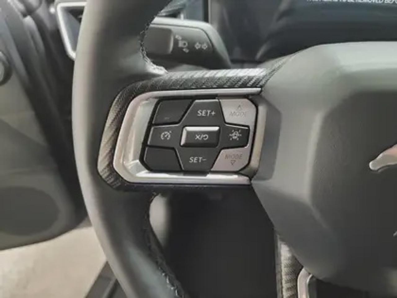 13755949.822296511