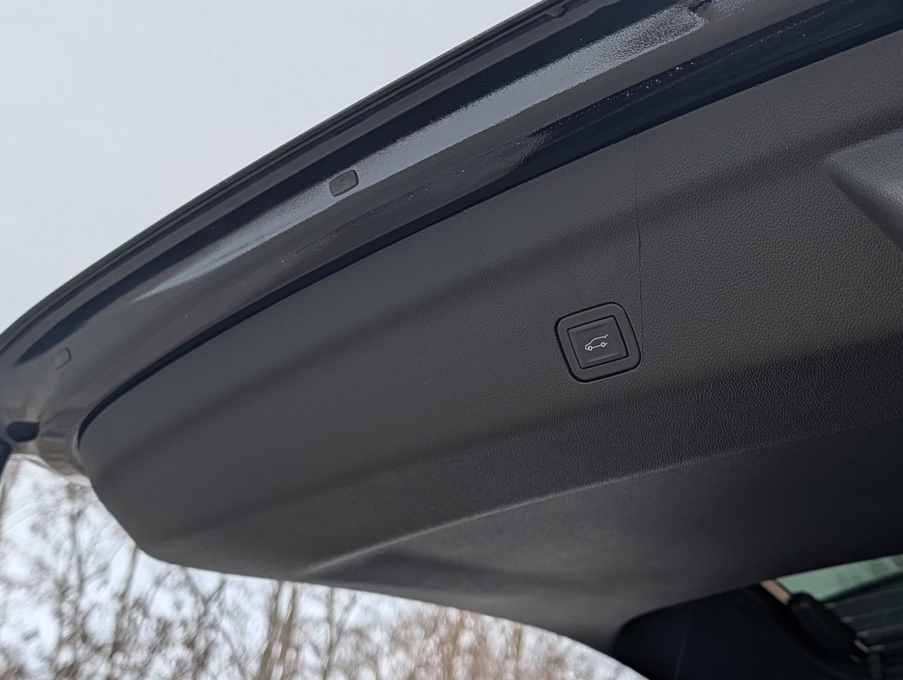 2026 Chevrolet Tahoe RST Photo