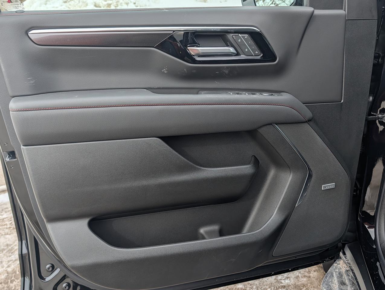 2026 Chevrolet Tahoe RST Photo