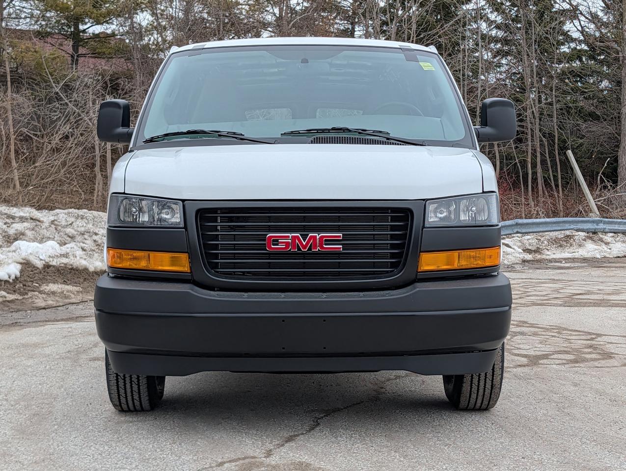 2026 GMC Savana Cargo Van  Photo4
