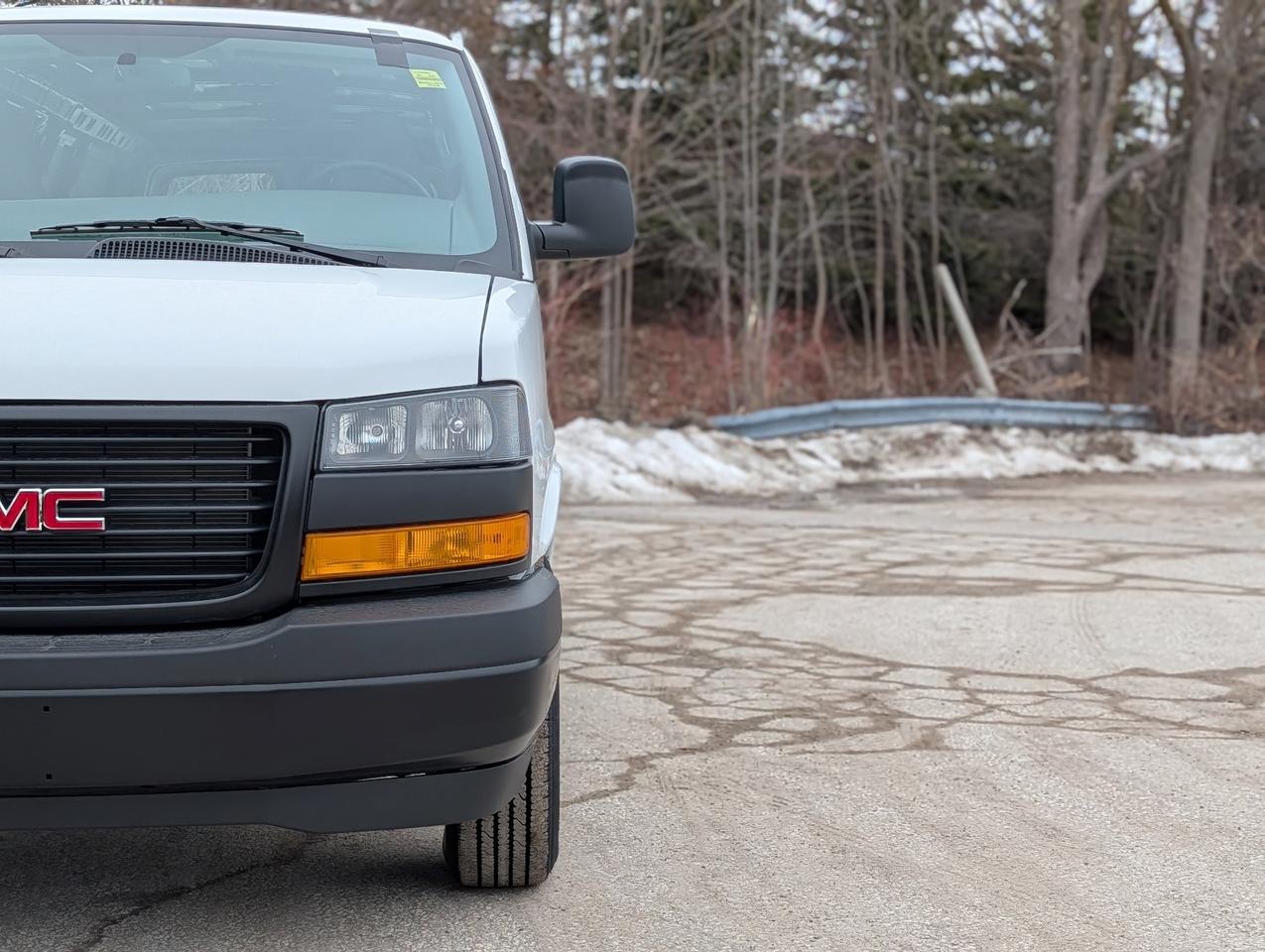 2026 GMC Savana Cargo Van  Photo