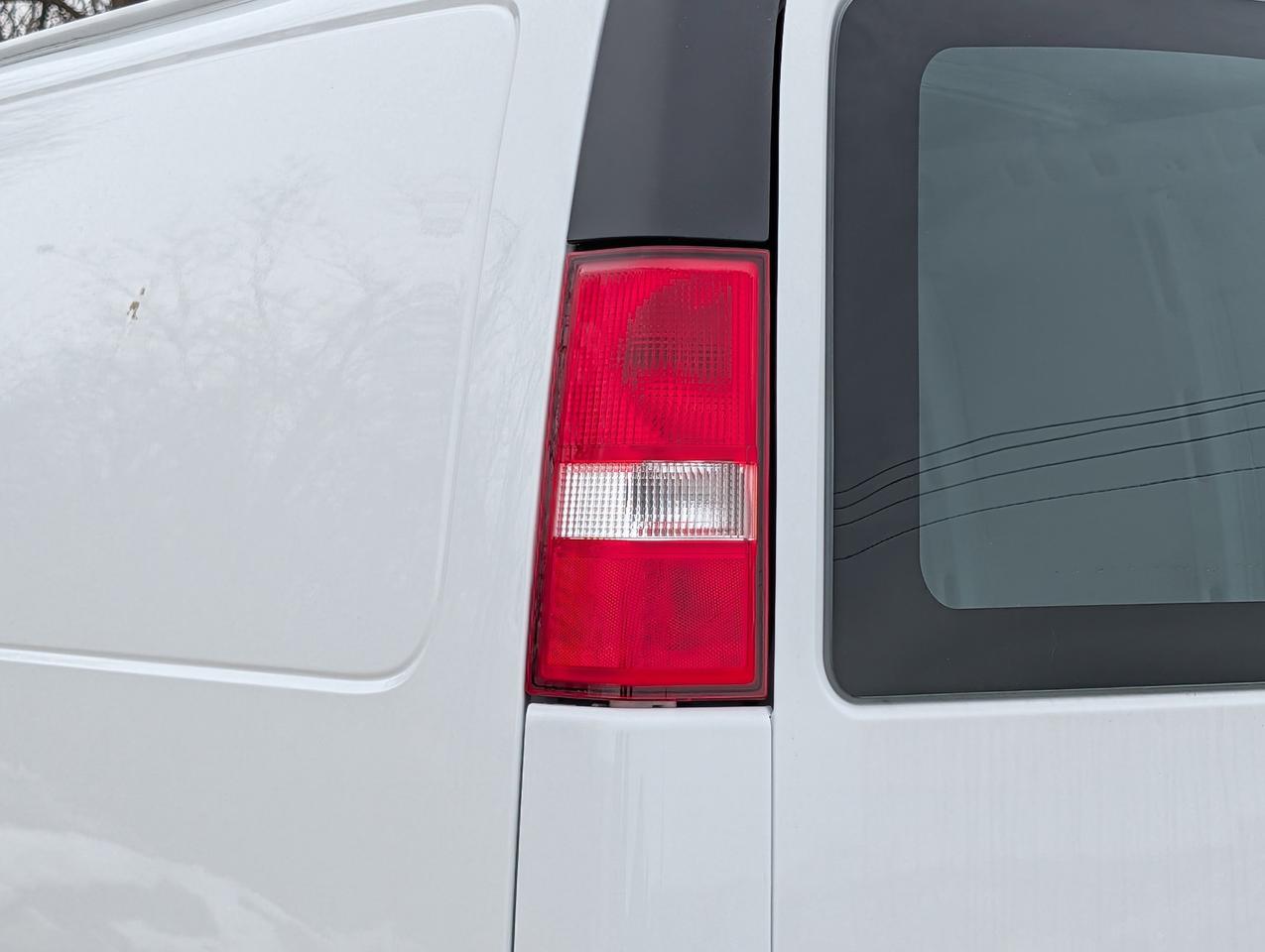 2026 GMC Savana Cargo Van  Photo