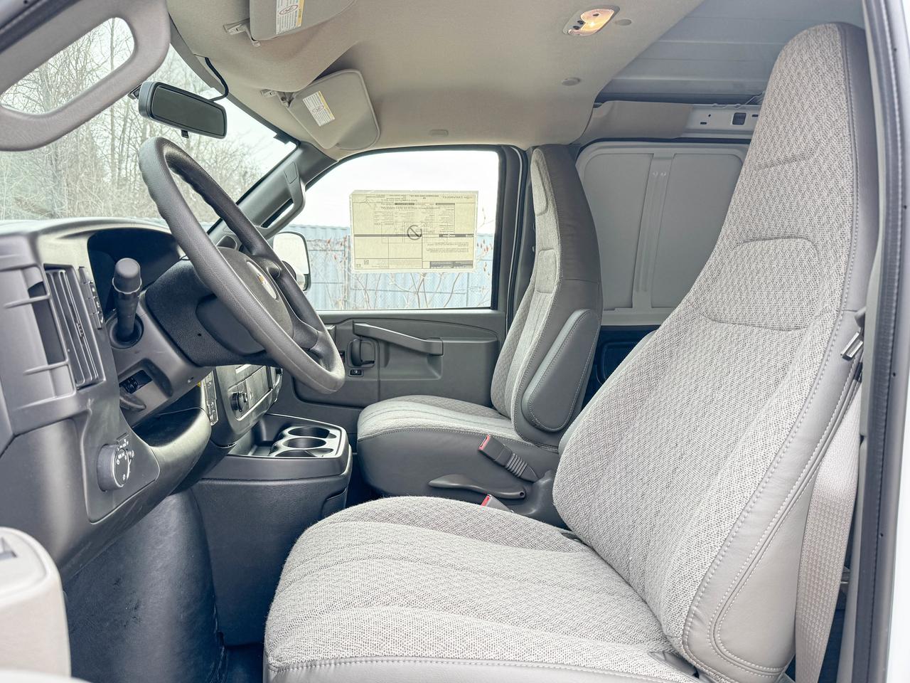 2026 Chevrolet Express Cargo Van 3500 RWD 155 Photo