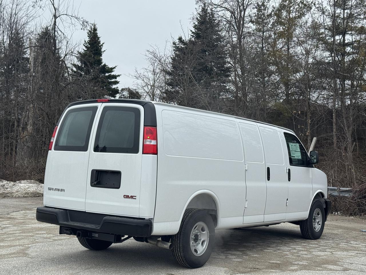 2026 GMC Savana Cargo Van  Photo