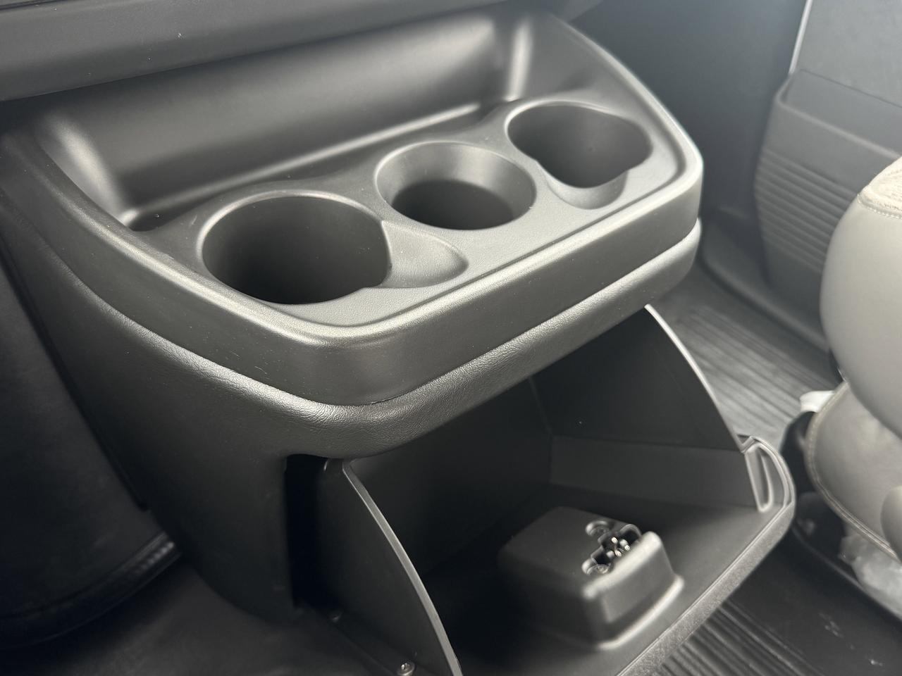2026 GMC Savana Cargo Van  Photo