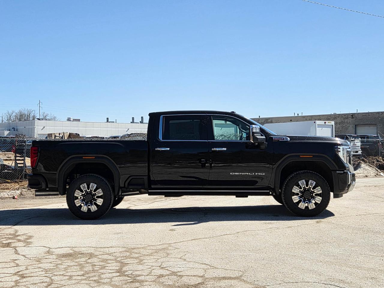 2026 GMC SIERRA 2500HD DENALI Photo