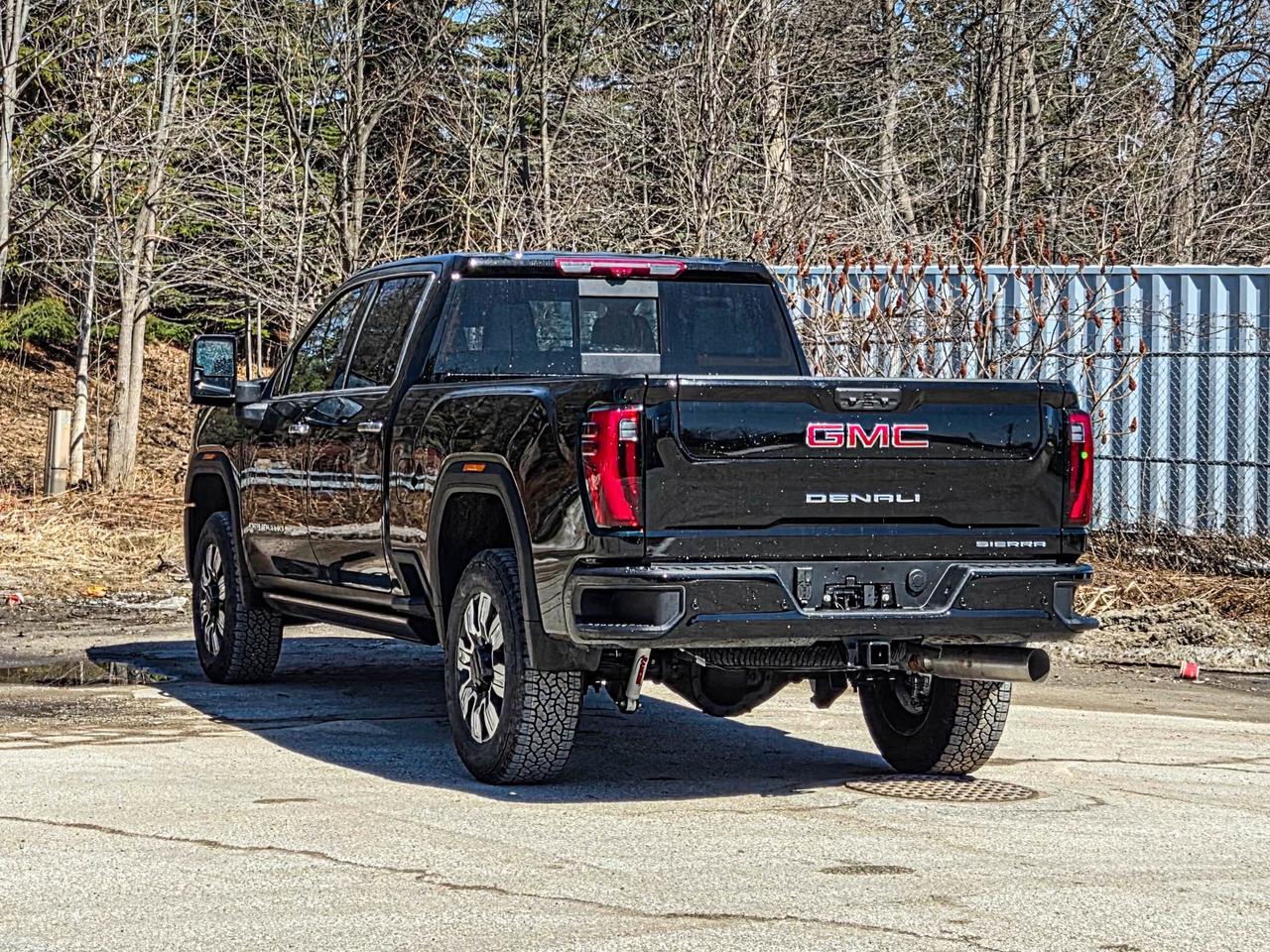 2026 GMC SIERRA 2500HD DENALI Photo
