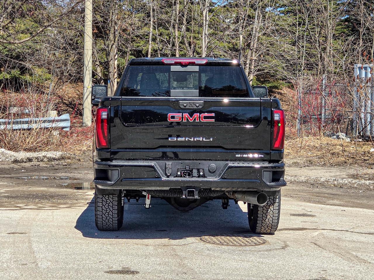 2026 GMC SIERRA 2500HD DENALI Photo