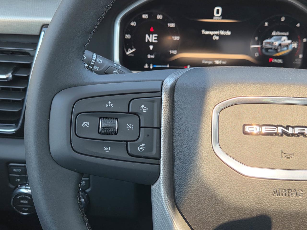 2026 GMC SIERRA 2500HD DENALI Photo