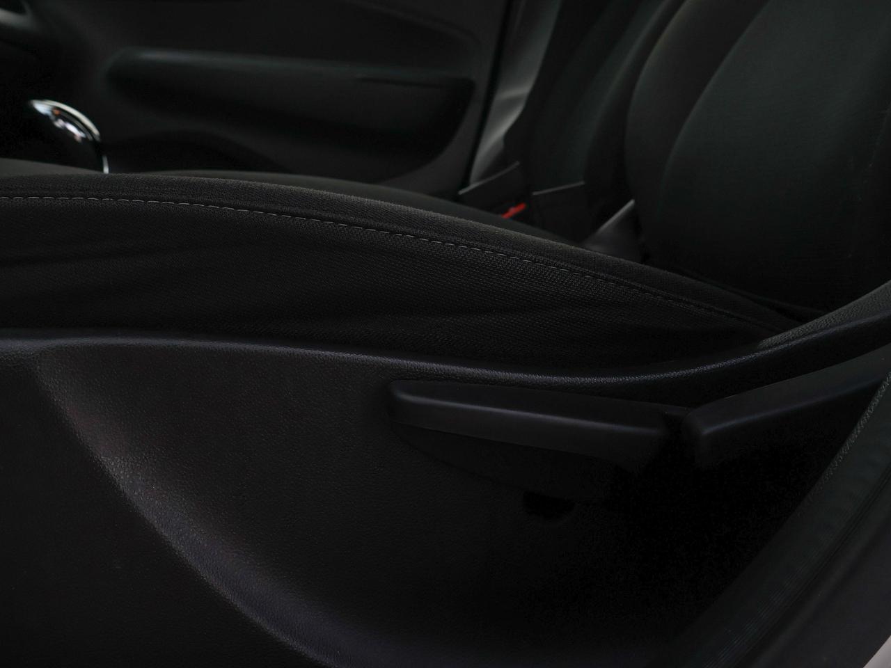 2022 Chevrolet Spark 1LT Photo