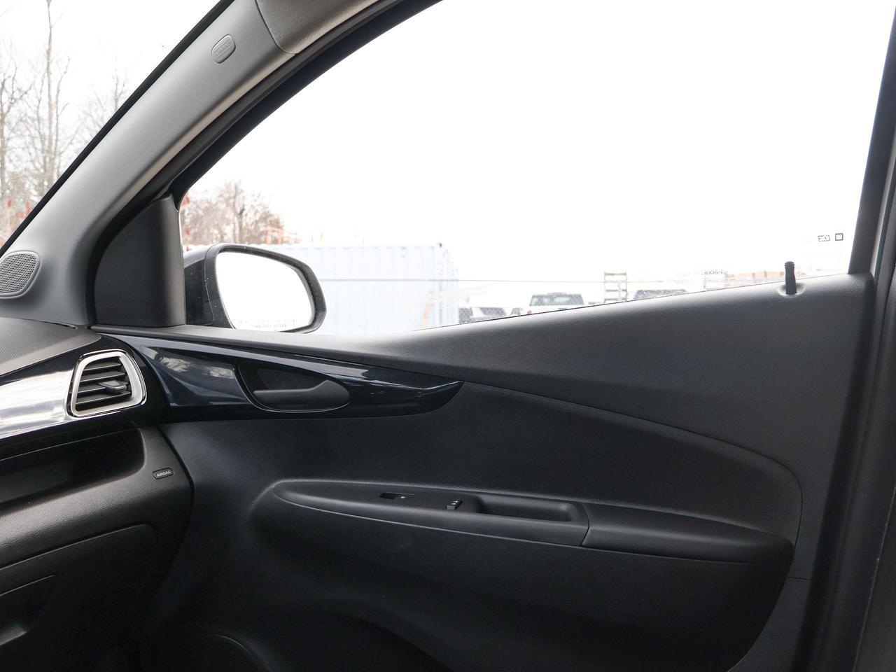 2022 Chevrolet Spark 1LT Photo