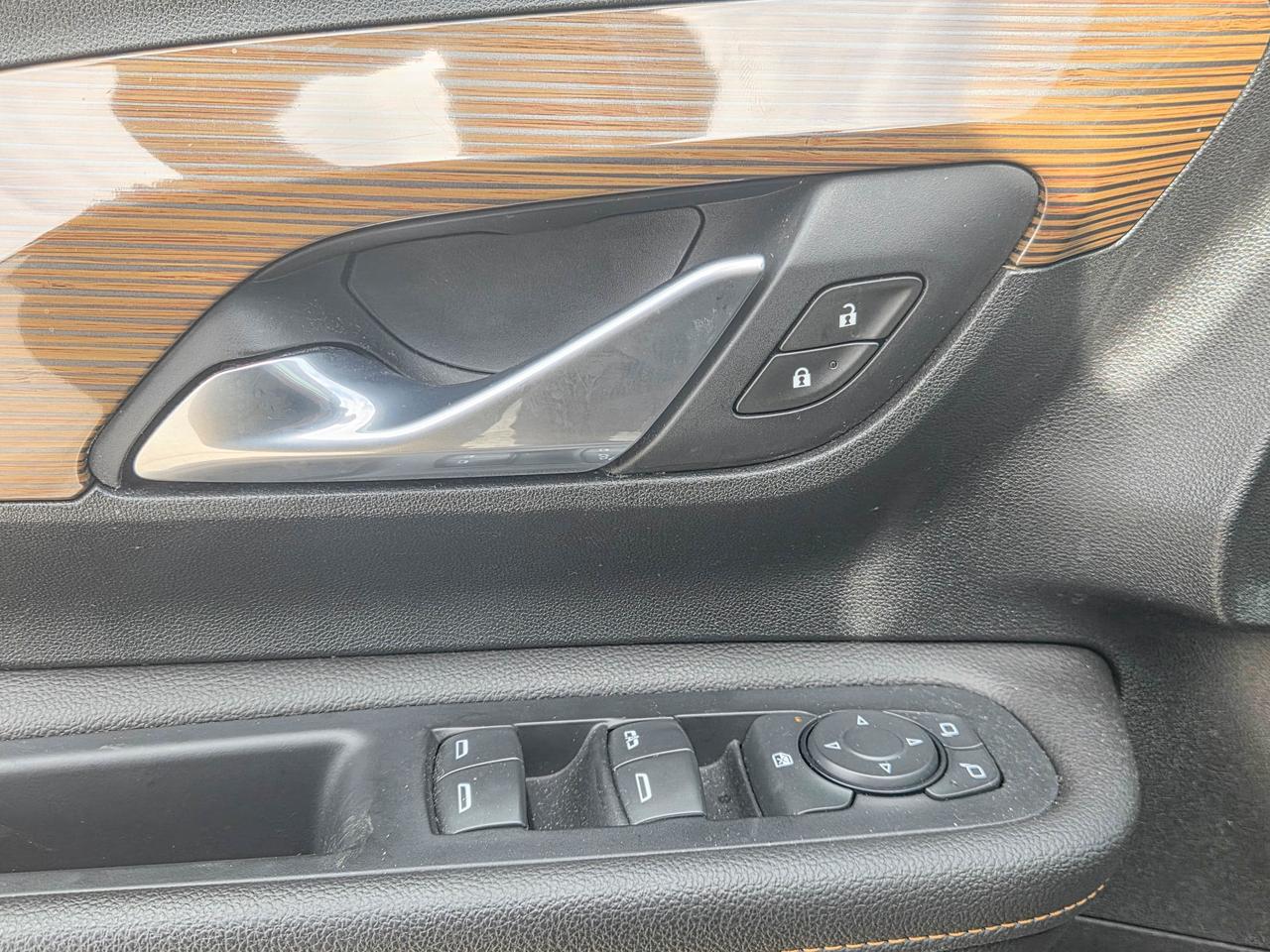 2020 GMC Terrain SLE Photo