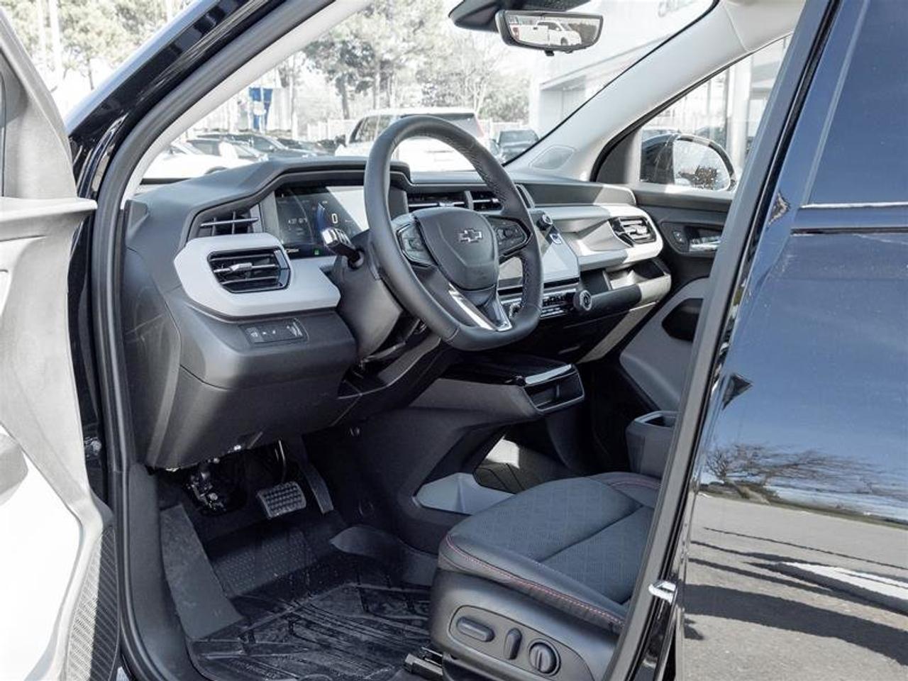 2027 Chevrolet Bolt EV RS Photo