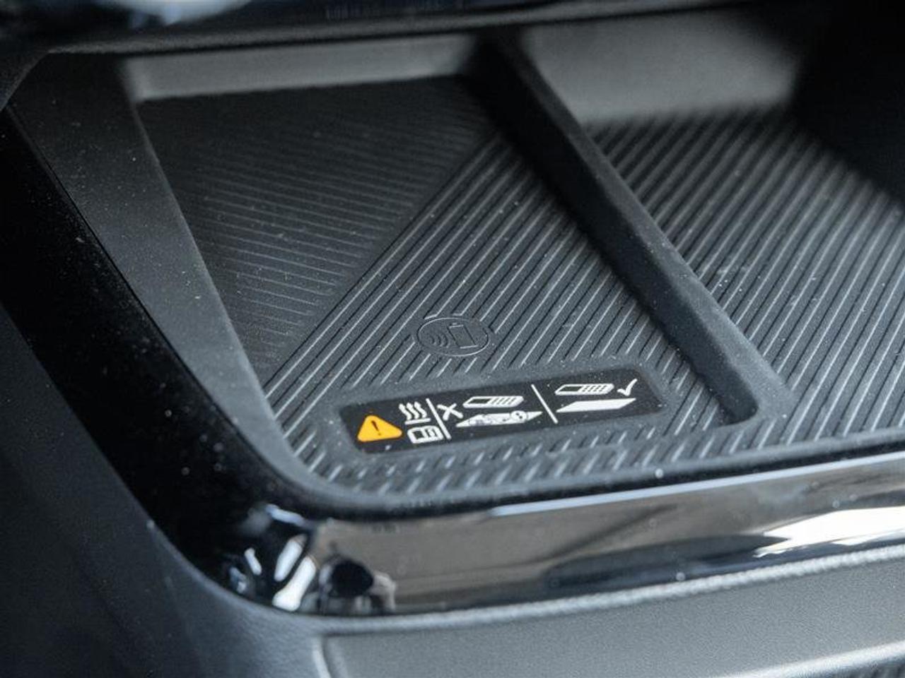 2027 Chevrolet Bolt EV RS Photo