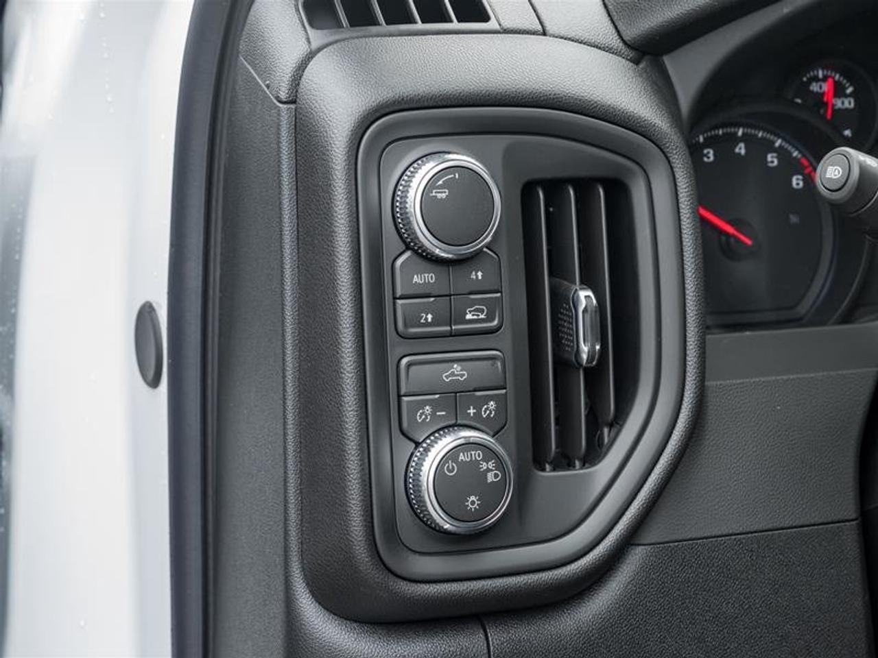 2026 GMC Sierra 1500 PRO Photo