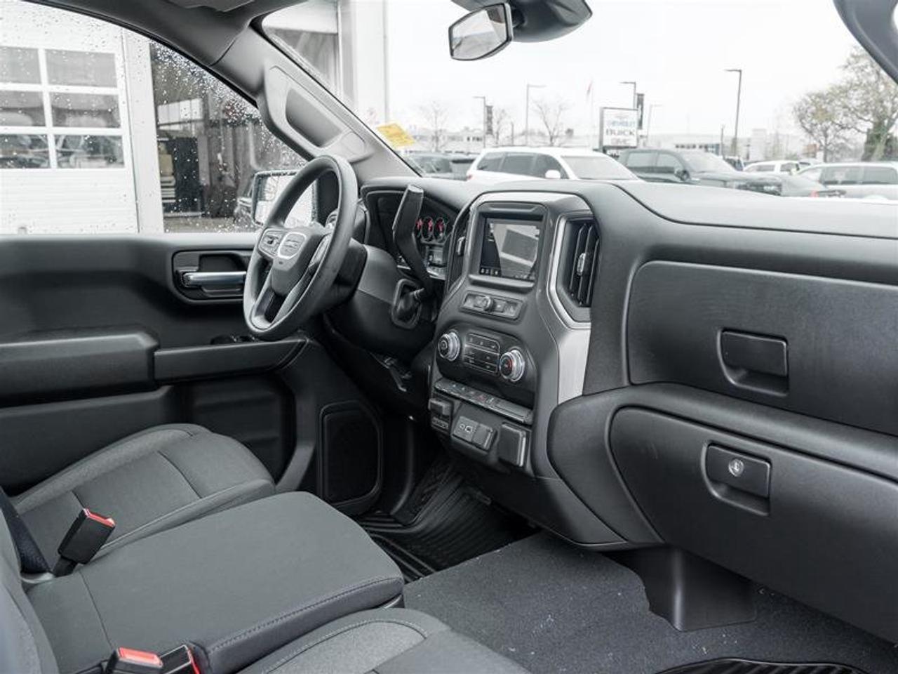 2026 GMC Sierra 1500 PRO Photo