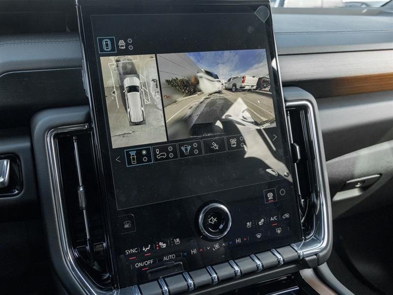 2026 GMC Yukon XL Denali Photo