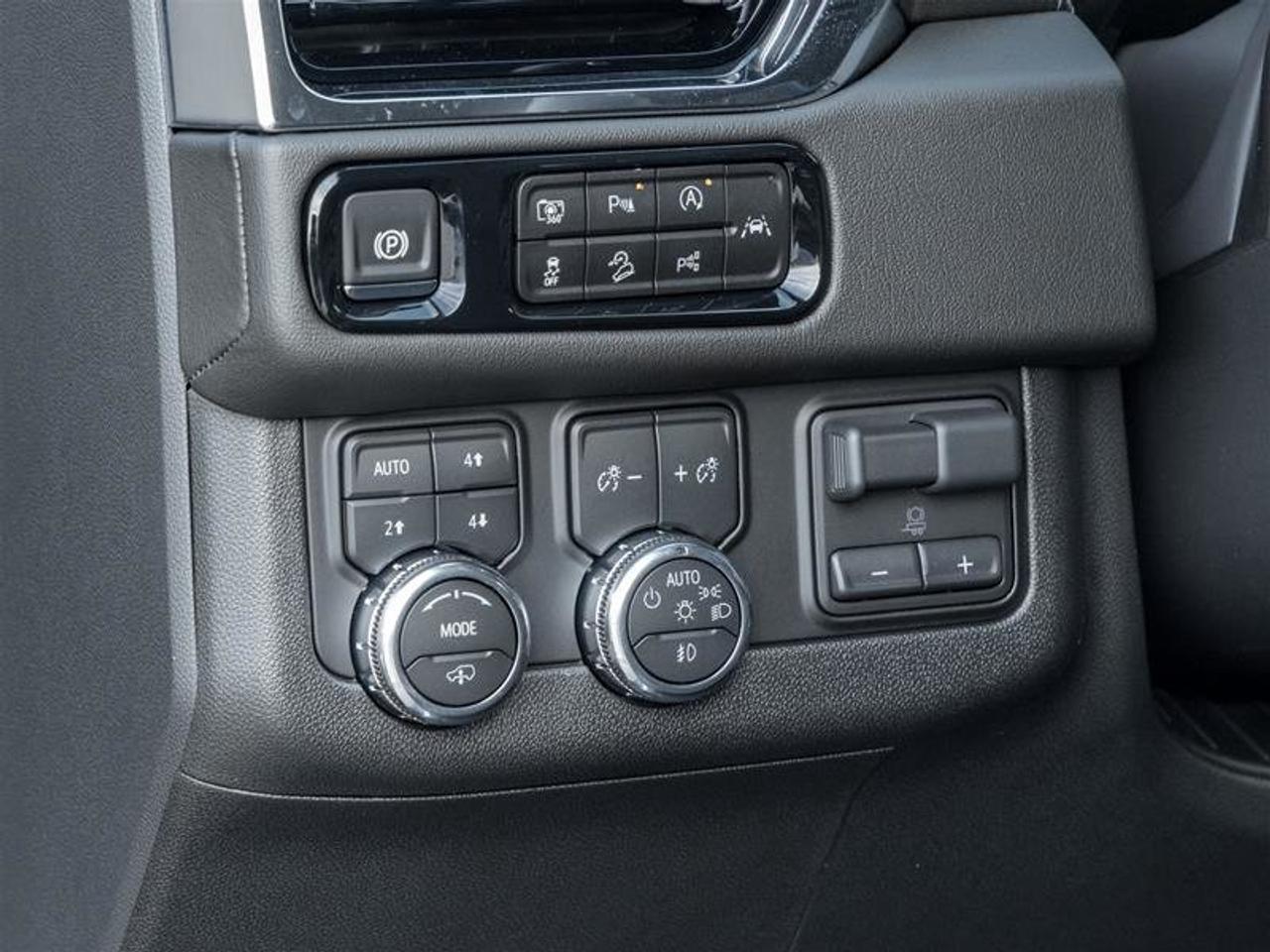 2026 GMC Yukon XL Denali Photo