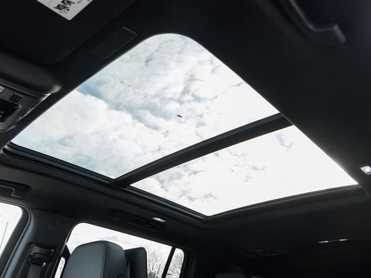 2026 GMC Yukon XL Denali Photo