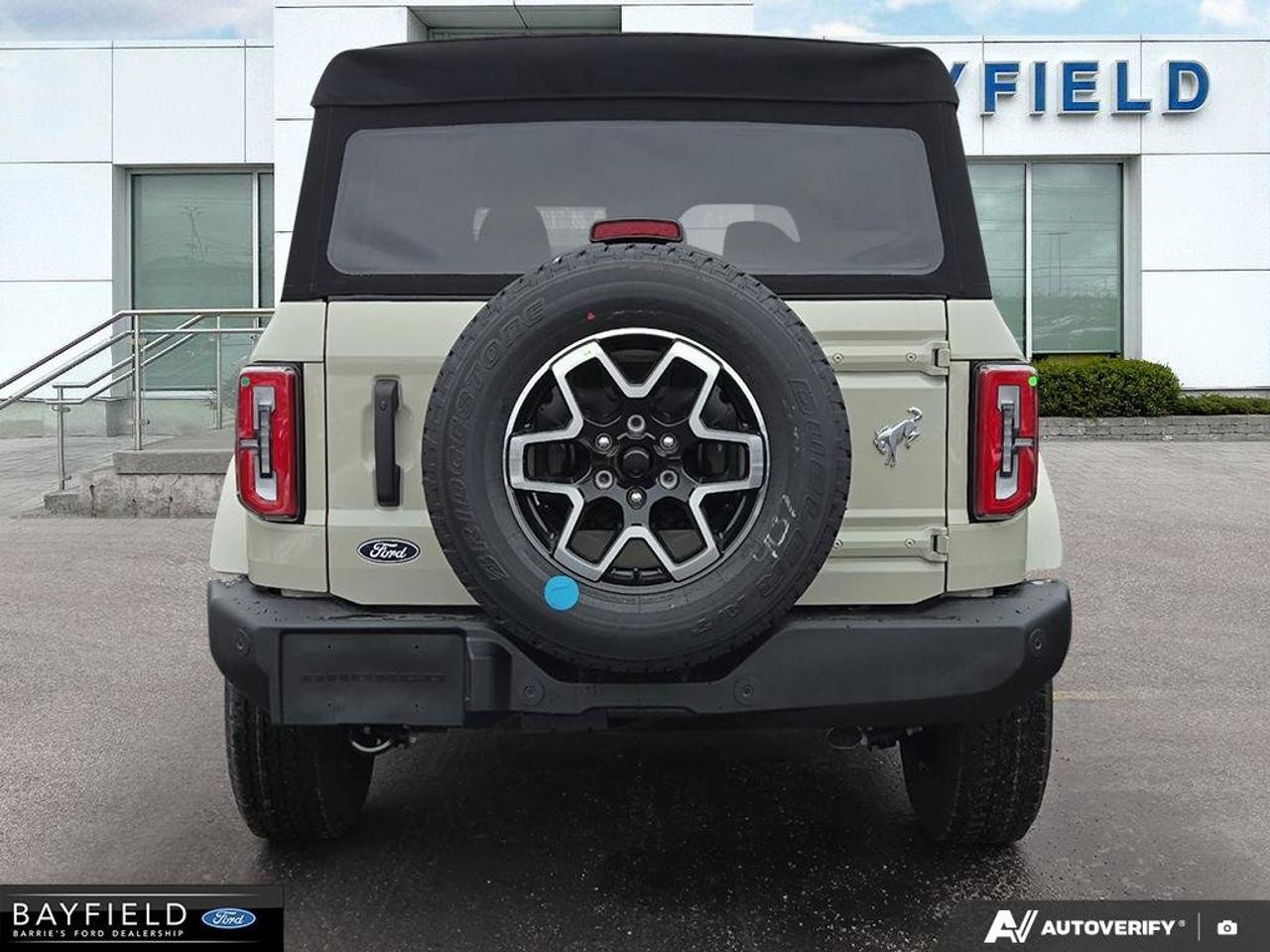 2026 Ford Bronco Outer Banks Photo4