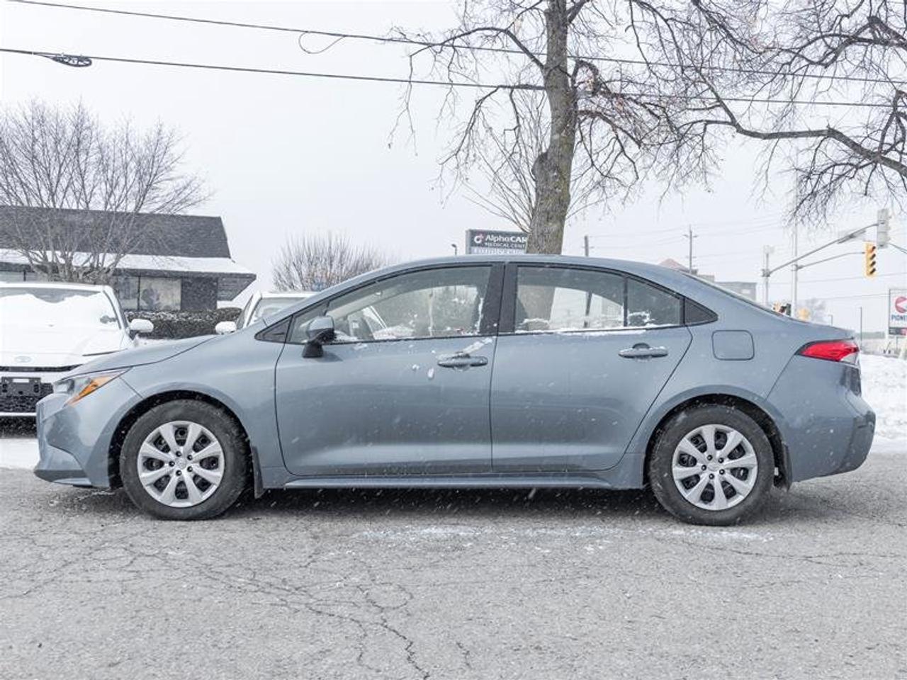 2022 Toyota Corolla LE CVT Photo