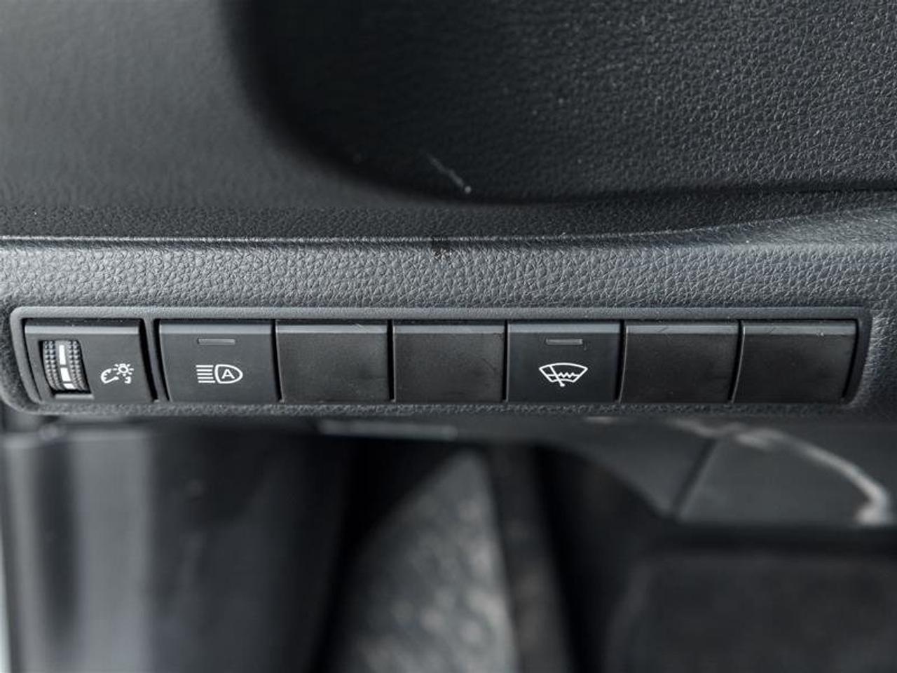 2022 Toyota Corolla LE CVT Photo