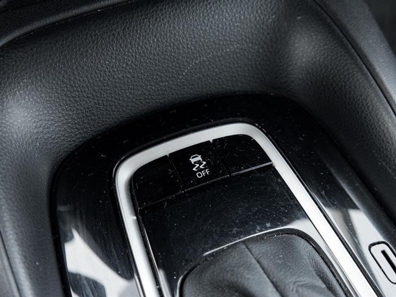 2022 Toyota Corolla LE CVT Photo